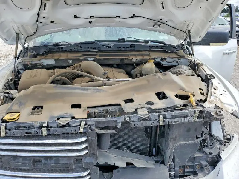 2015 RAM 1500 SLT  