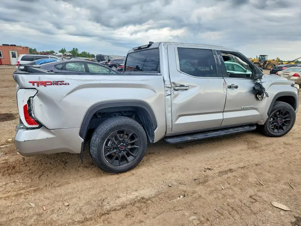 2023 TOYOTA TUNDRA CREWMAX LIMITED  