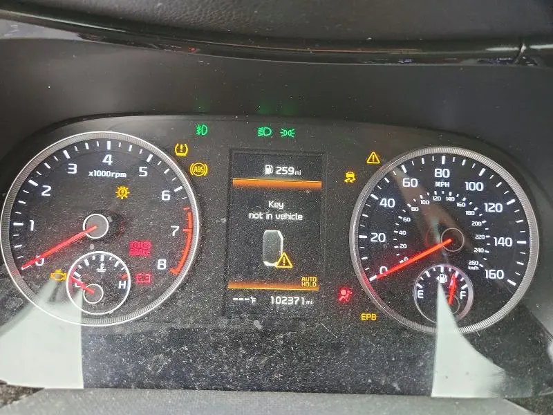 2022 KIA K5 GT LINE  