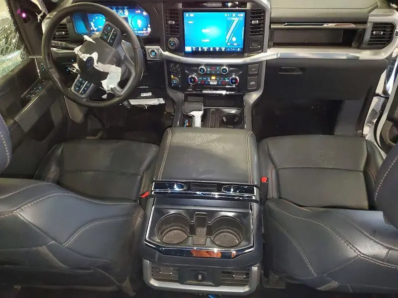 2025 FORD F150 LARIAT  