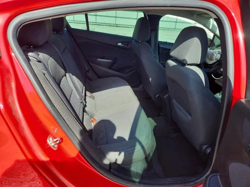 2018 CHEVROLET CRUZE LT  