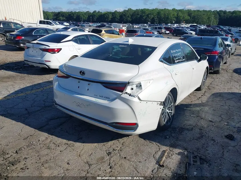 2022 LEXUS ES 250  