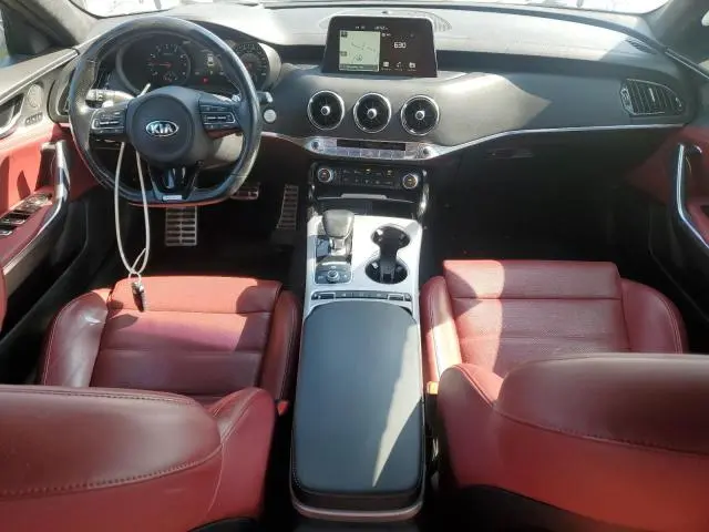 2018 KIA STINGER GT2  