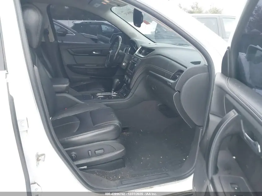 2016 CHEVROLET TRAVERSE 2LT
