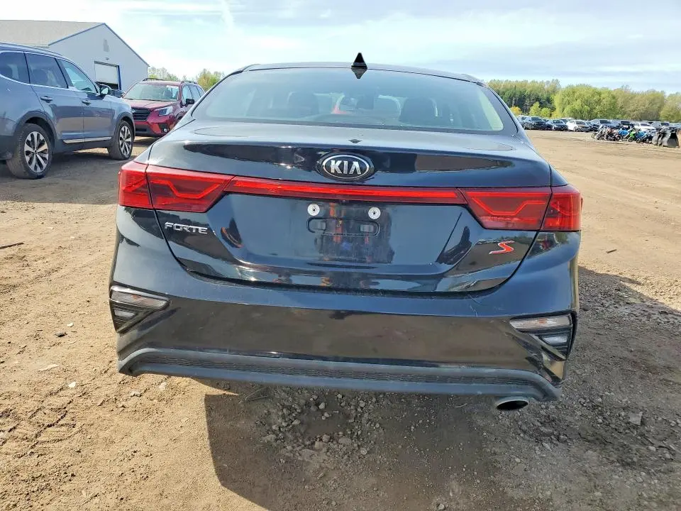 2019 KIA FORTE S  