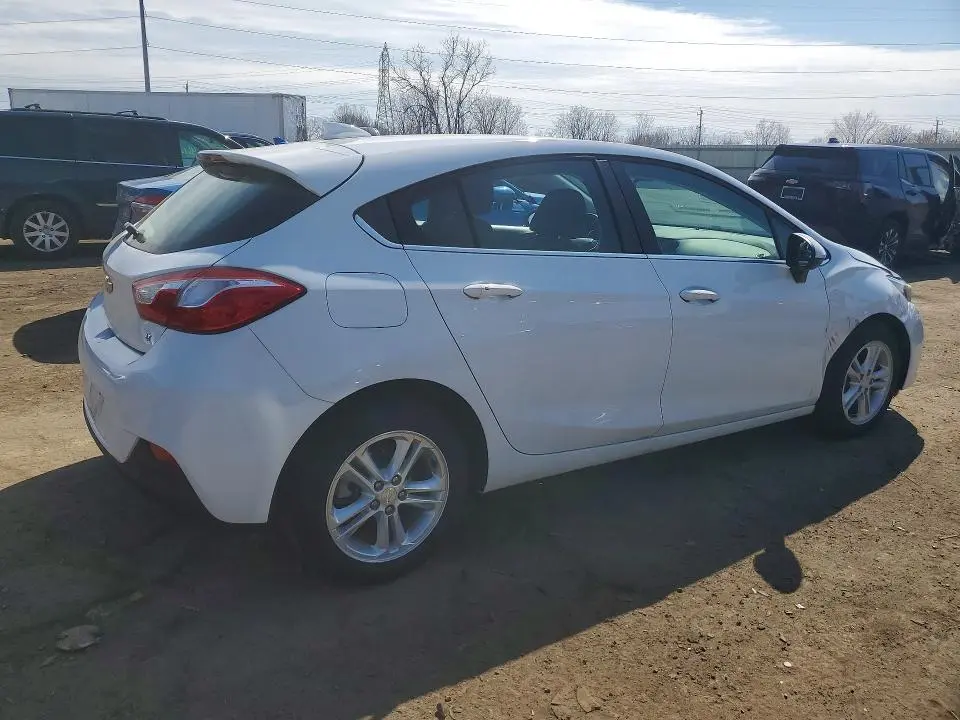 2018 CHEVROLET CRUZE LT  