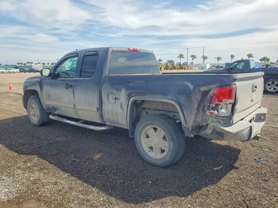 2011 CHEVROLET SILVERADO K1500 LT  