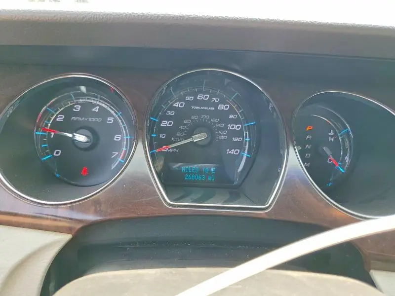 2012 FORD TAURUS LIMITED  