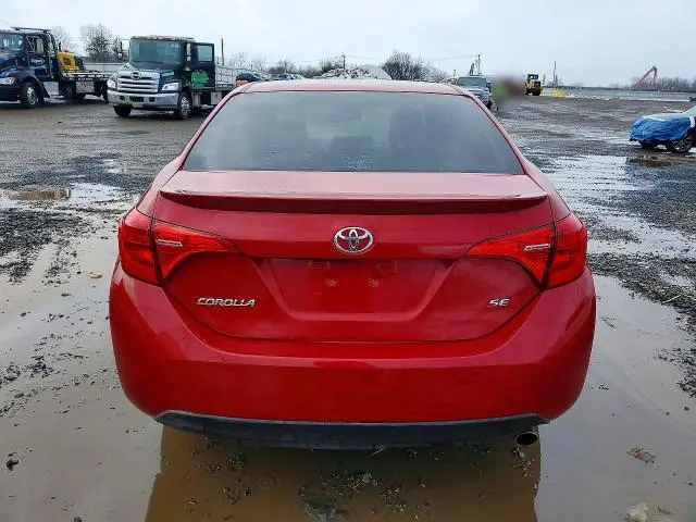 2018 TOYOTA COROLLA SE  