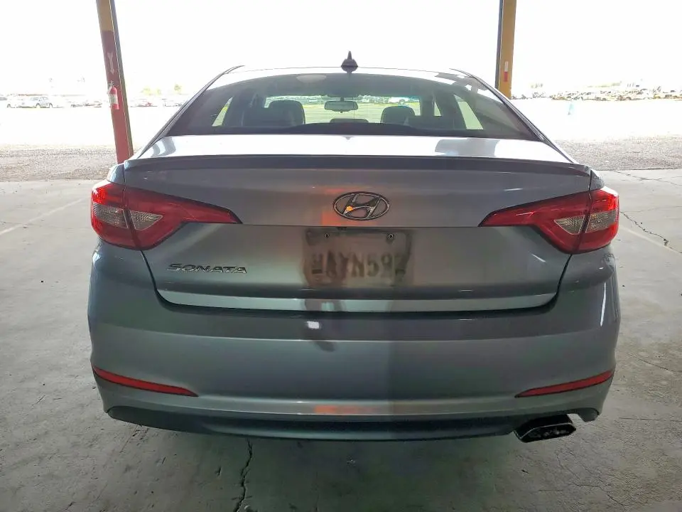 2016 HYUNDAI SONATA SE  