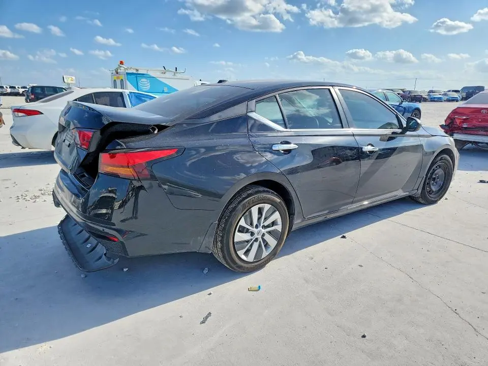 2025 NISSAN ALTIMA S  
