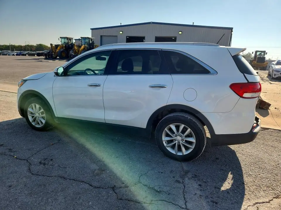 2017 KIA SORENTO LX V6  