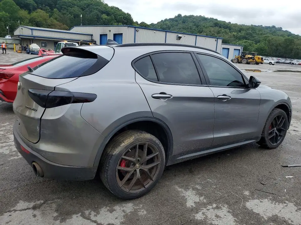 2019 ALFA ROMEO STELVIO   