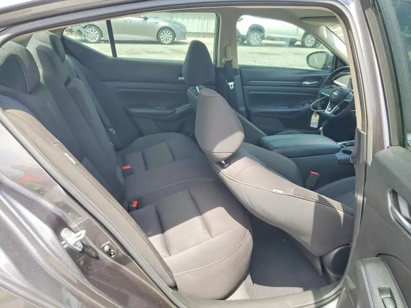 2021 NISSAN ALTIMA S  