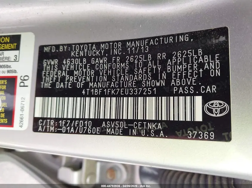 2014 TOYOTA CAMRY LE