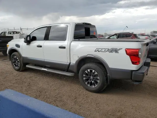 2017 NISSAN TITAN SV  