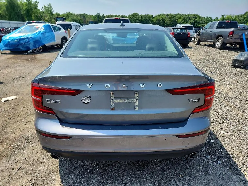 2019 VOLVO S60 T6 MOMENTUM  