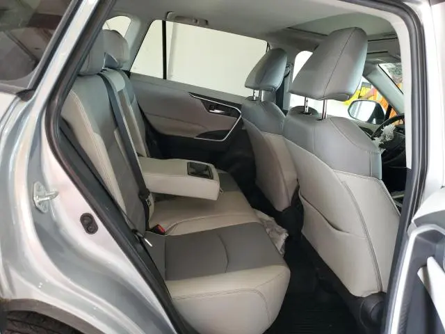 2019 TOYOTA RAV4 XLE PREMIUM  
