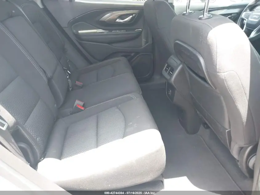 2022 GMC TERRAIN FWD SLE