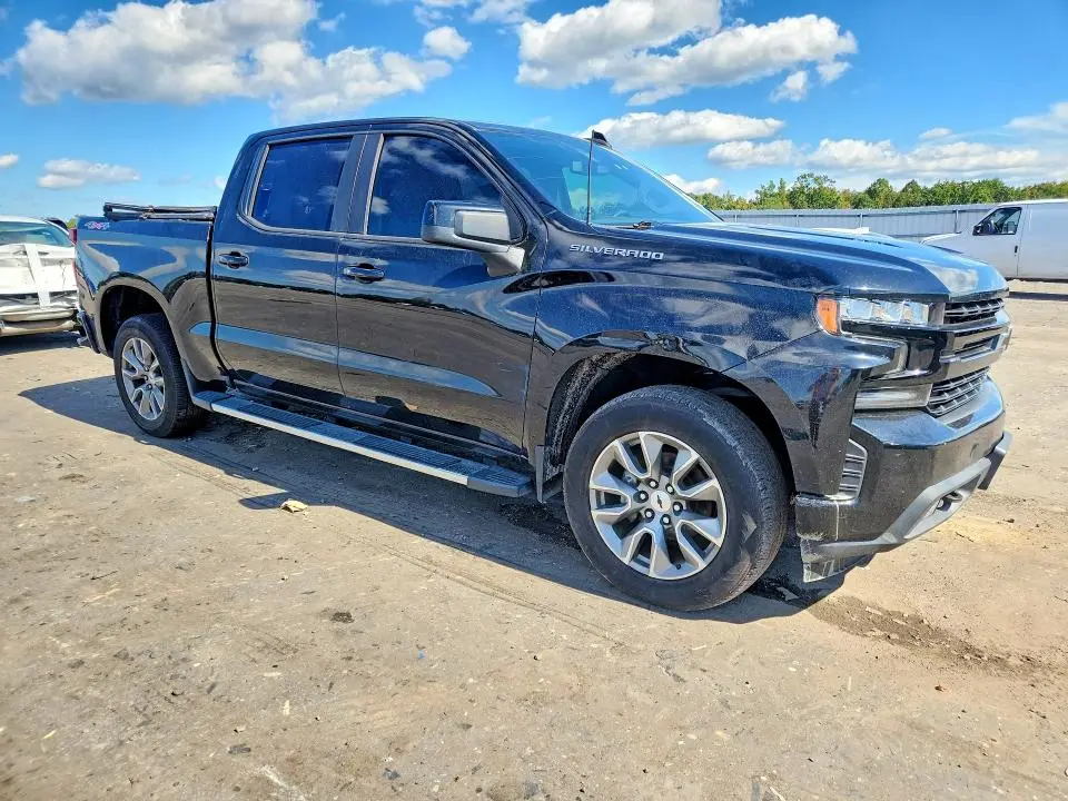 2021 CHEVROLET SILVERADO K1500 RST  