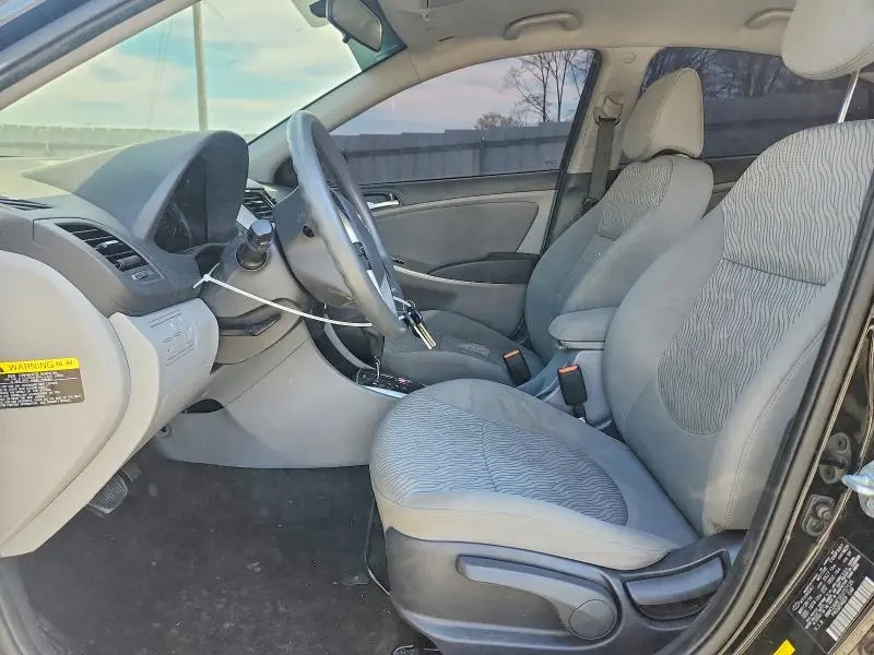 2014 HYUNDAI ACCENT GLS  