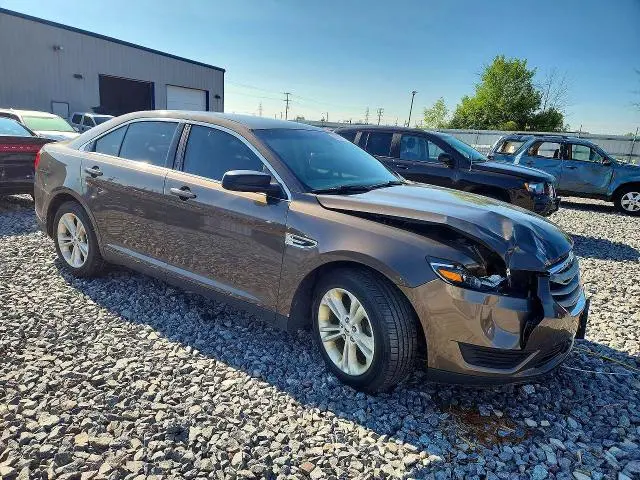 2015 FORD TAURUS SE  