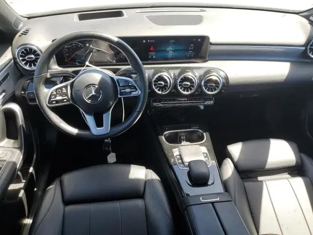 2019 MERCEDES-BENZ A 220