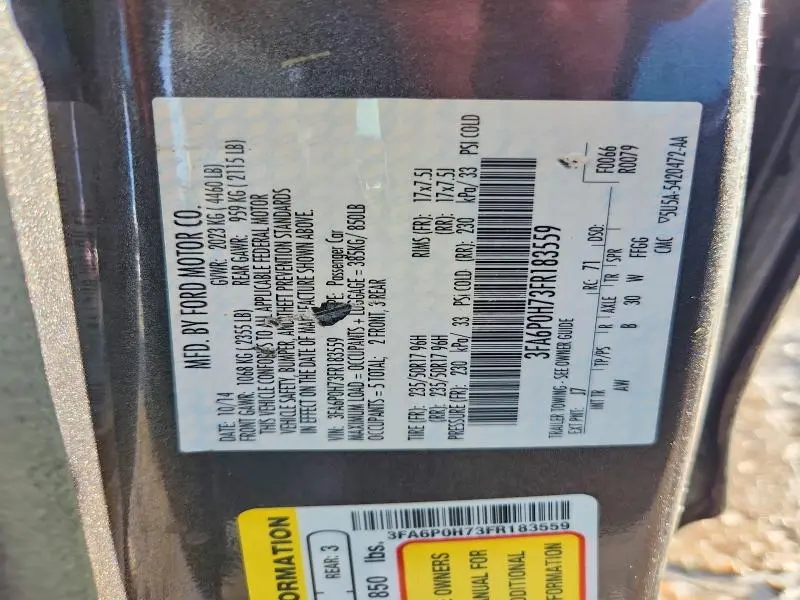 2015 FORD FUSION SE  