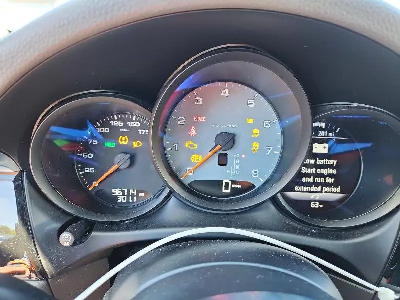 2017 PORSCHE MACAN S  