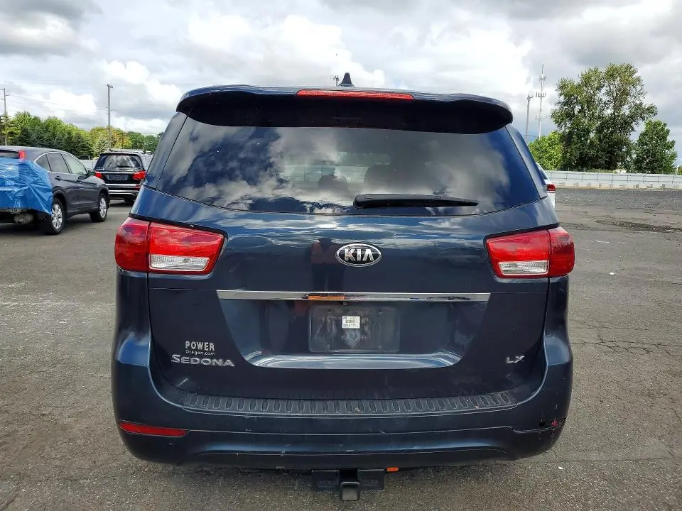 2016 KIA SEDONA LX  