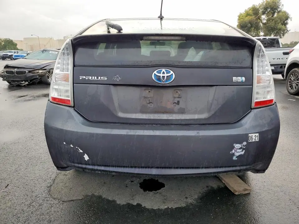 2010 TOYOTA PRIUS   