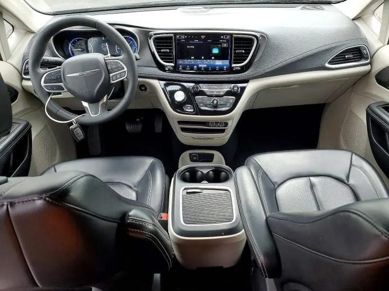 2024 CHRYSLER PACIFICA HYBRID SELECT  