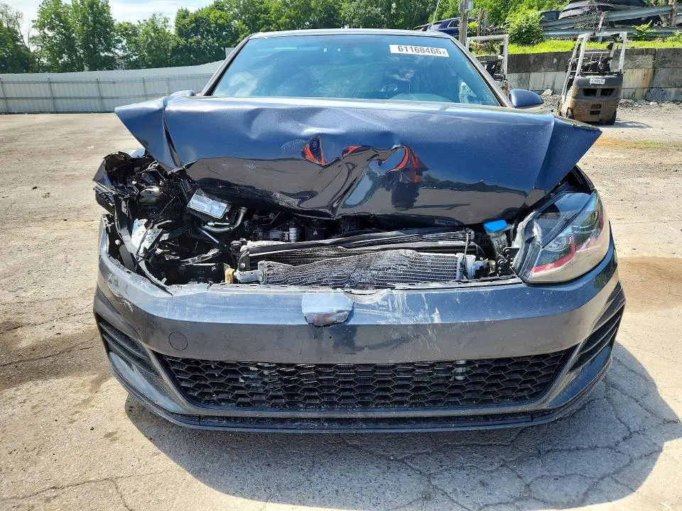 2018 VOLKSWAGEN GTI S  