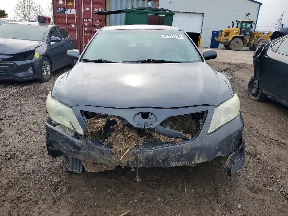 2011 TOYOTA CAMRY BASE  