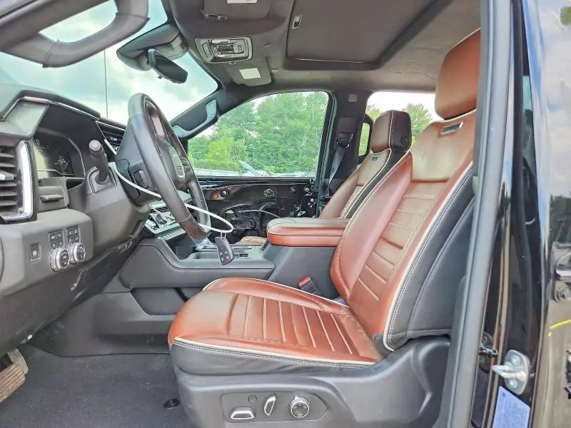 2025 GMC SIERRA K2500 DENALI ULTIMATE  