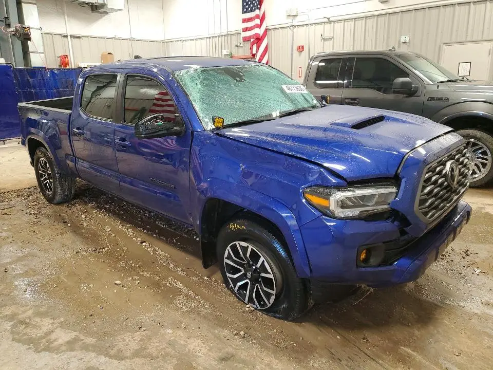 2023 TOYOTA TACOMA TRD SPORT  