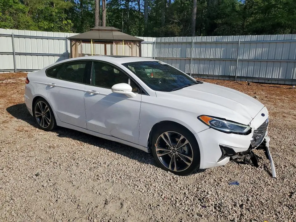 2019 FORD FUSION TITANIUM  