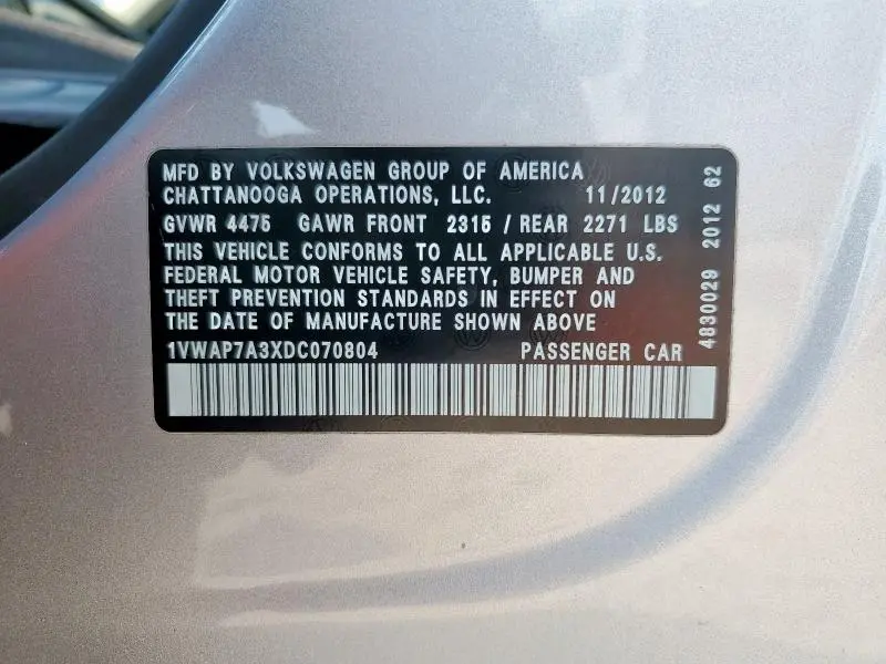 2013 VOLKSWAGEN PASSAT S  