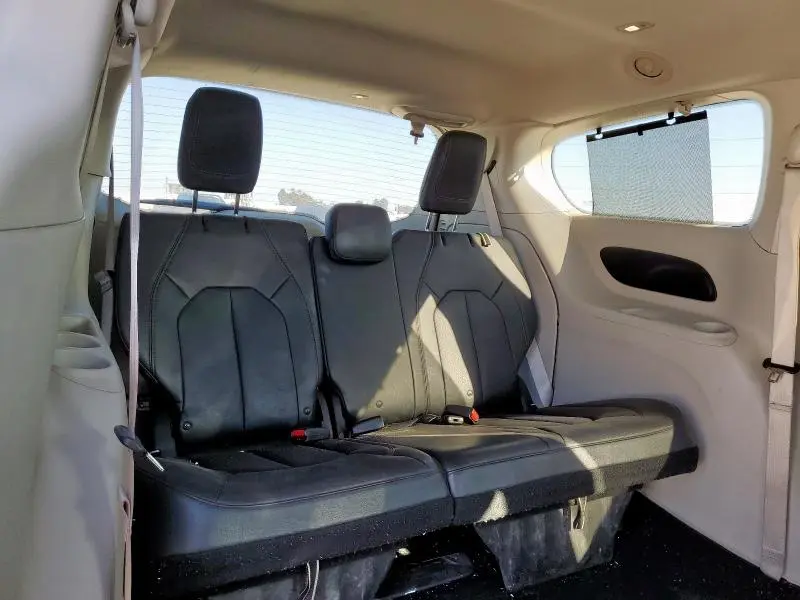 2017 CHRYSLER PACIFICA EHYBRID PREMIUM  