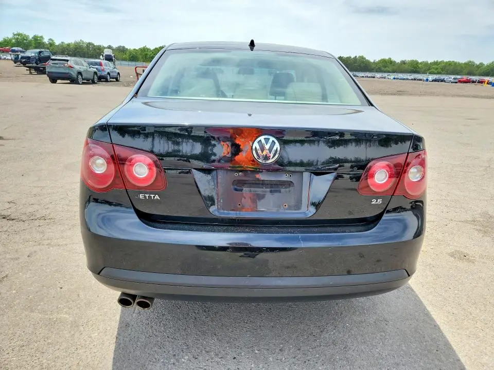 2010 VOLKSWAGEN JETTA LIMITED  