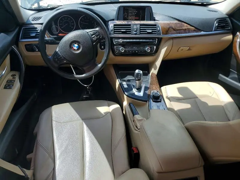 2017 BMW 320 I  