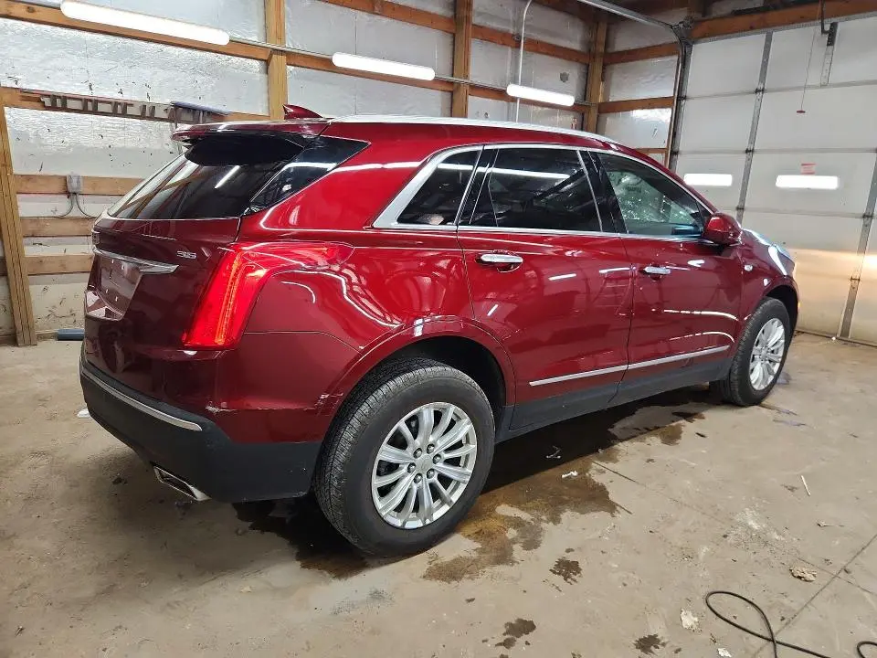 2017 CADILLAC XT5   
