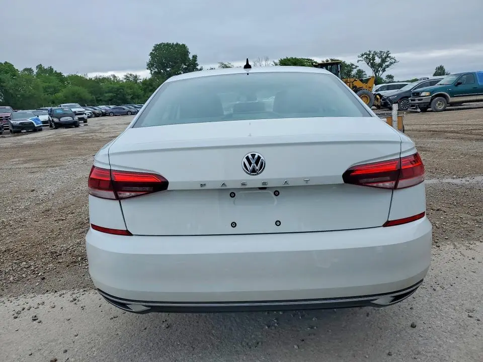 2020 VOLKSWAGEN PASSAT SE  