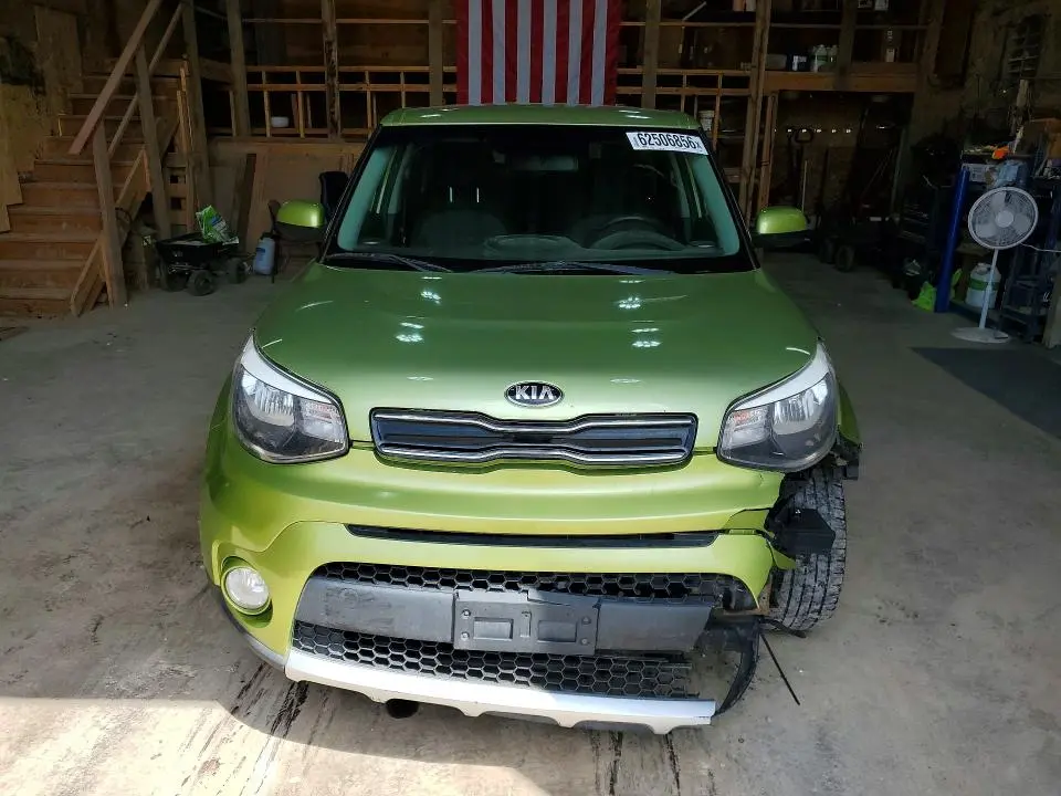 2017 KIA SOUL +  