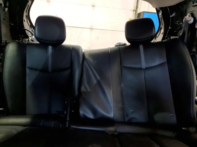 2019 NISSAN LEAF SL  