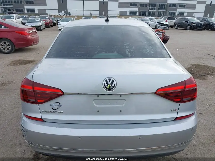 2017 VOLKSWAGEN PASSAT 1.8T SE