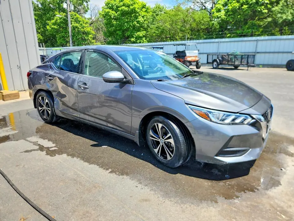 2022 NISSAN SENTRA SV  