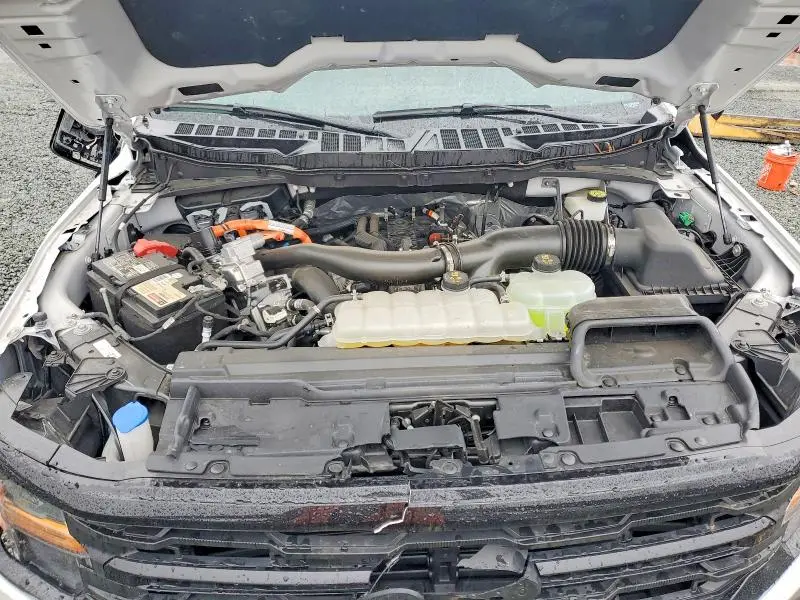 2024 FORD F150 XLT  