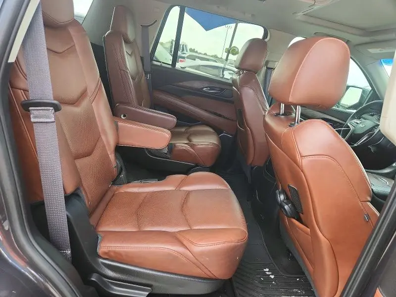 2016 CADILLAC ESCALADE PREMIUM  
