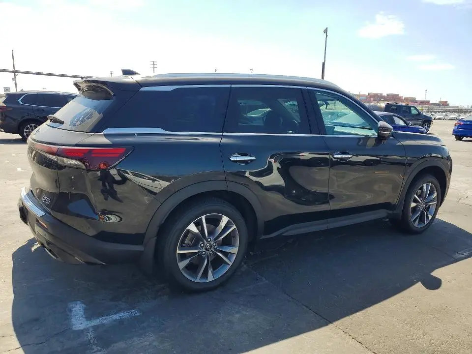 2024 INFINITI QX60 LUXE  